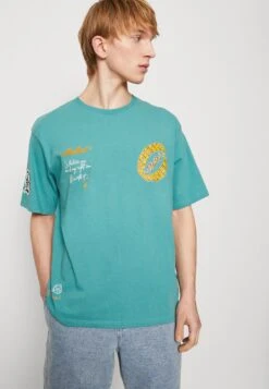 Redefined Rebel River Tee - T-Shirt Print - Deep Sea -Redefined Rebel f35e8602fe4a41d9946a35b2a99c9590