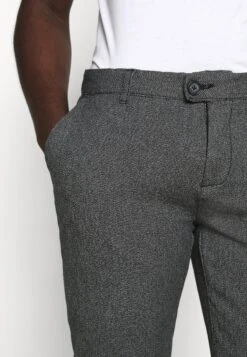 Redefined Rebel Rrercan - Chino - Black Grindel -Redefined Rebel f8b6dfb4e8c7484bb3bdccc8e719a82b