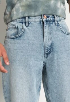 Redefined Rebel Tokyo - Relaxed Fit Jeans - Bleach -Redefined Rebel f9a7967eb6164843890805521dd64b6b