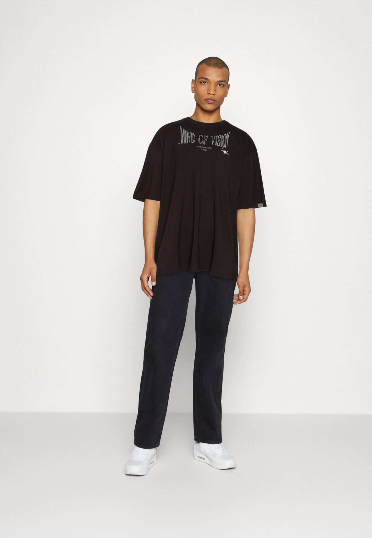 Redefined Rebel Derek Tee Plus - T-Shirt Print - Bristol Black 4 Redefined Rebel Derek Tee Plus - T-Shirt Print - Bristol Black - Afbeelding 2